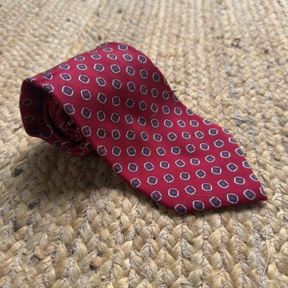 Polo Ralph Lauren Silk Tie Red Geometric Medallion Print Made in Italy Mens prep